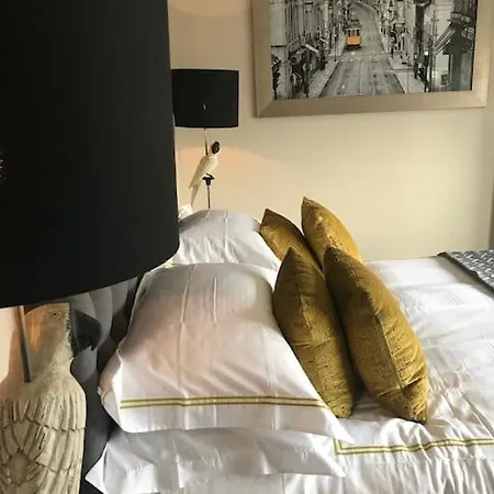 Luxury Central Tunbridge Wells With Free Parking Esterno foto